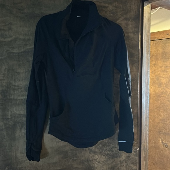 Lululemon pullover - Picture 3 of 3